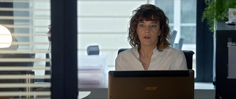 Céline Sallette in Corporate (2017)