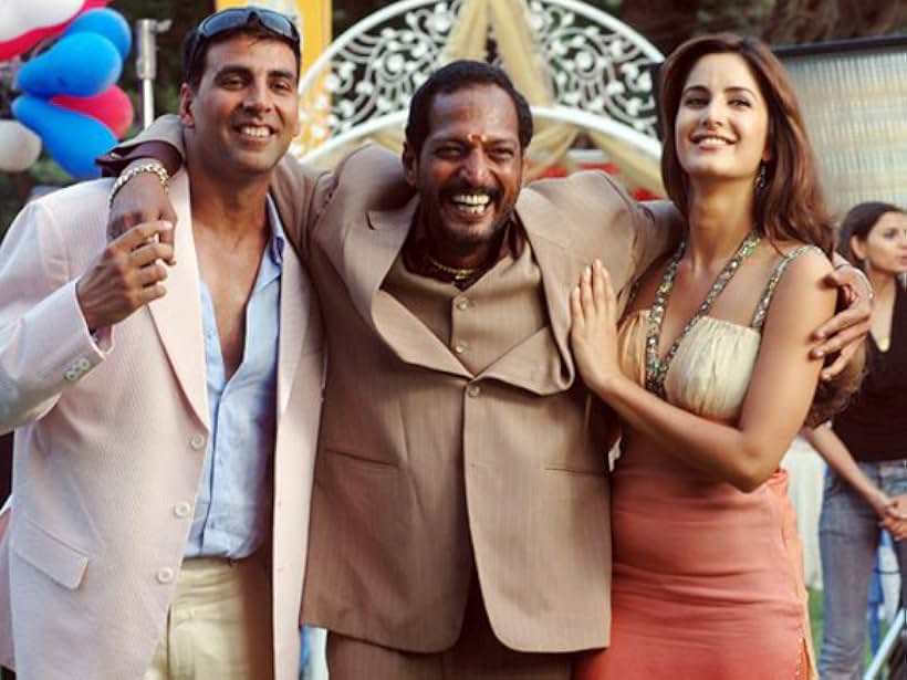 Nana Patekar, Akshay Kumar, and Katrina Kaif in Welcome (2007)