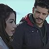 Emre Kivilcim and Gülçin Tunçok in Elif (2014)