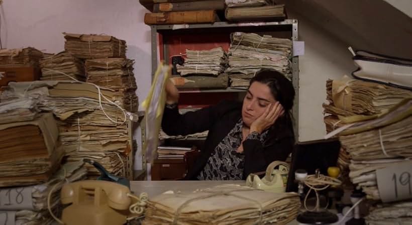 Paola Barrientos in El peso de la ley (2017)