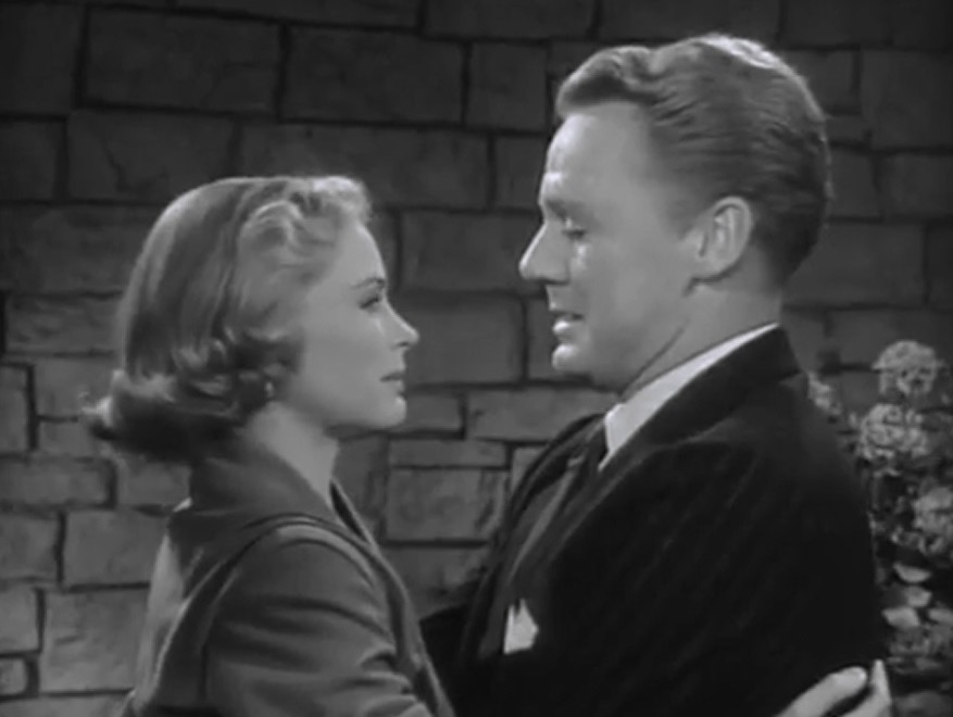 Van Johnson and Dorothy McGuire in Invitation (1952)