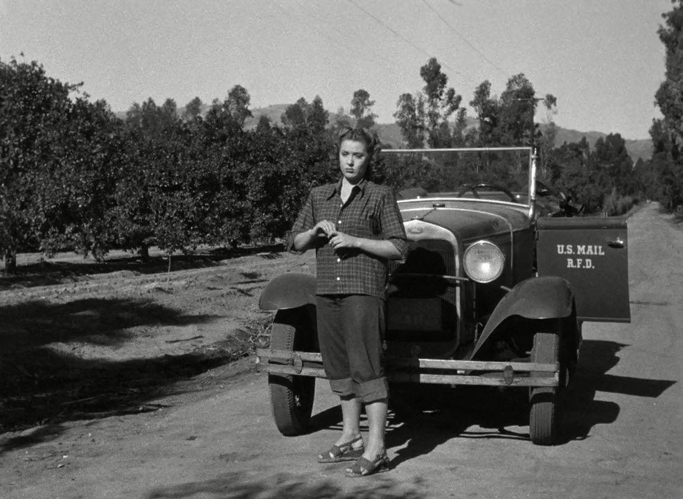 Elena Verdugo in Little Giant (1946)