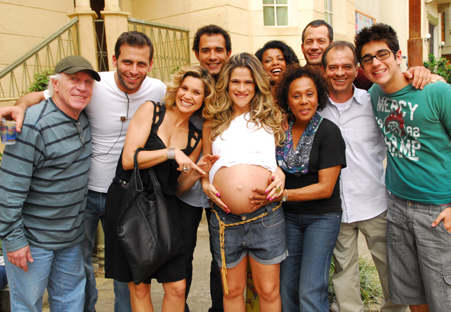 Flávia Alessandra, Henri Castelli, Thalma de Freitas, Dhu Moraes, Ingrid Guimarães, Marcos Pasquim, and Malvino Salvador in Watercolors of Love (2009)