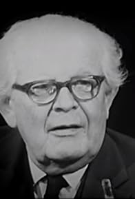 Primary photo for Jean Piaget