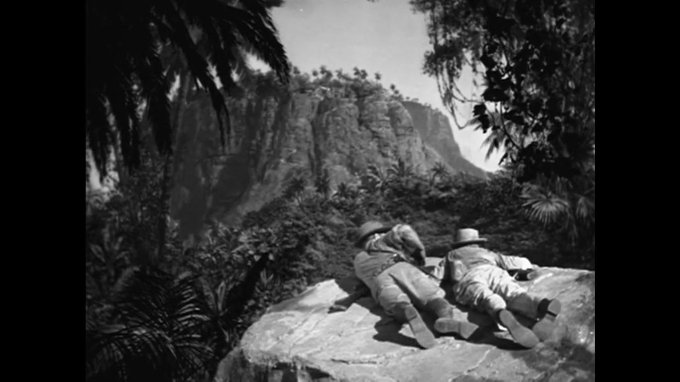 James Gleason and Lloyd Nolan in Manila Calling (1942)