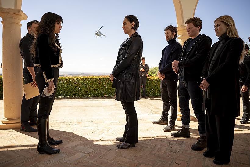 Monic Hendrickx, Armando del Río, Anahí de la Fuente, Sigrid ten Napel, and Niels Gomperts in Black Widow (2019)