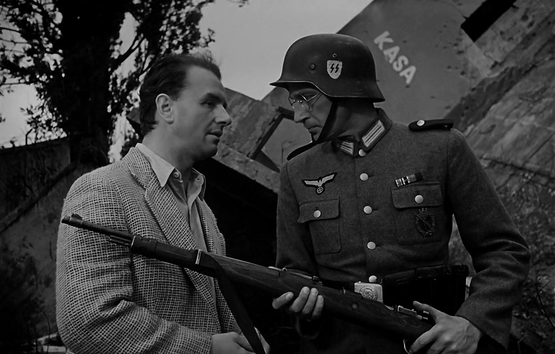 Edward Dziewonski and Tomasz Zaliwski in Eroica (1958)