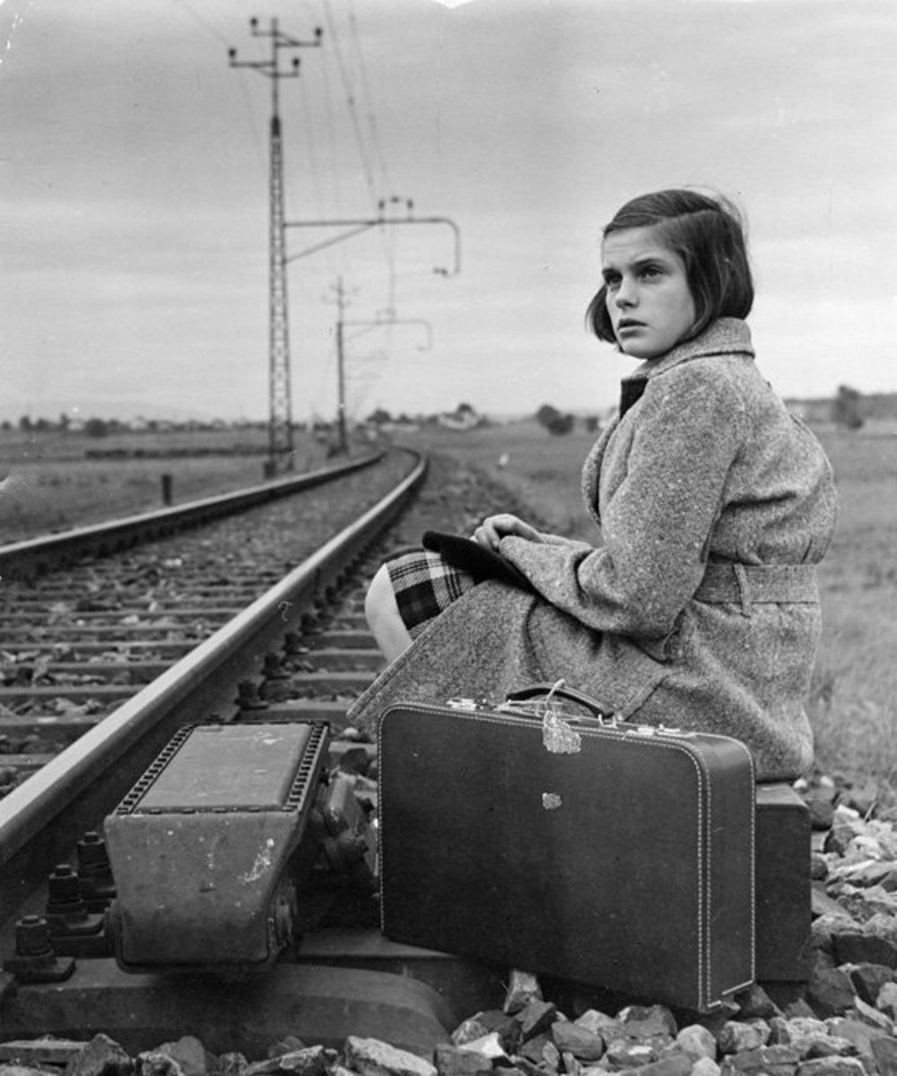 Josiane Hegg in Marie-Louise (1944)