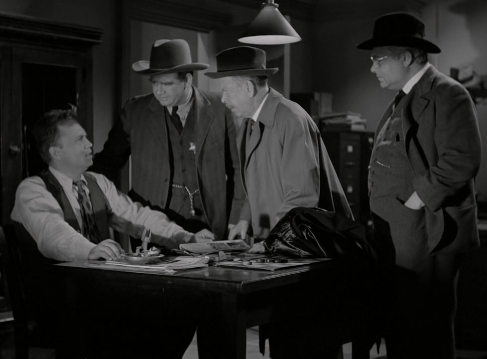 J. Edward Bromberg, Frank Craven, Pat Moriarity, and Walter Sande in Son of Dracula (1943)