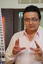 Bharat Kaul in Ami Shubhash Bolchi (2011)