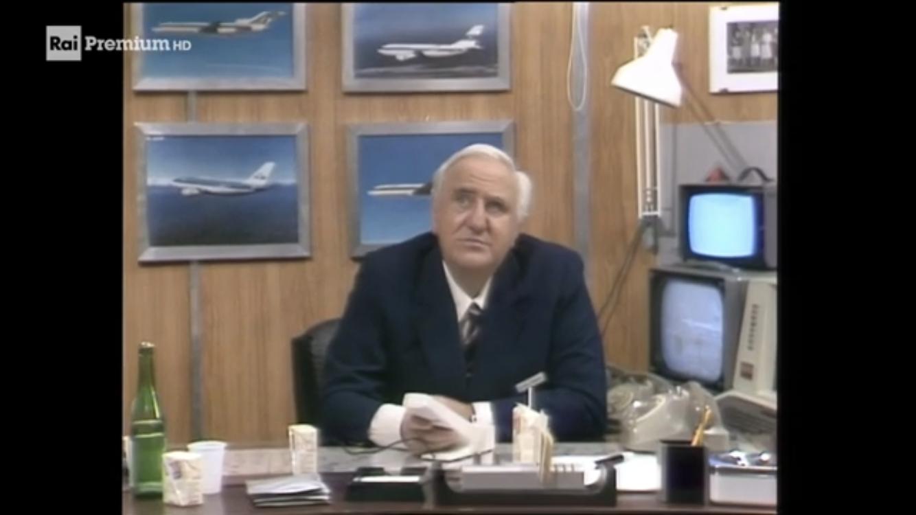 Adolfo Celi in Aeroporto internazionale (1985)