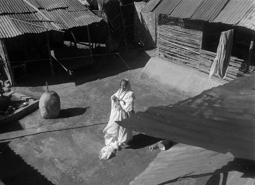 Gita Dey in The Cloud-Capped Star (1960)