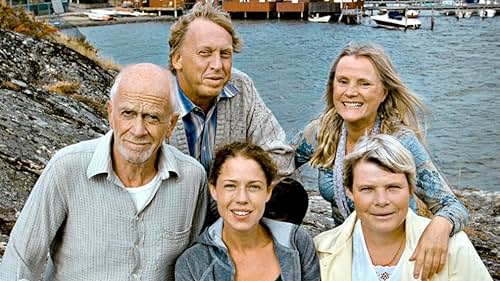 Anki Larsson, Per Myrberg, Ulla Skoog, Tomas von Brömssen, and Hanna Bogren in Saltön (2005)