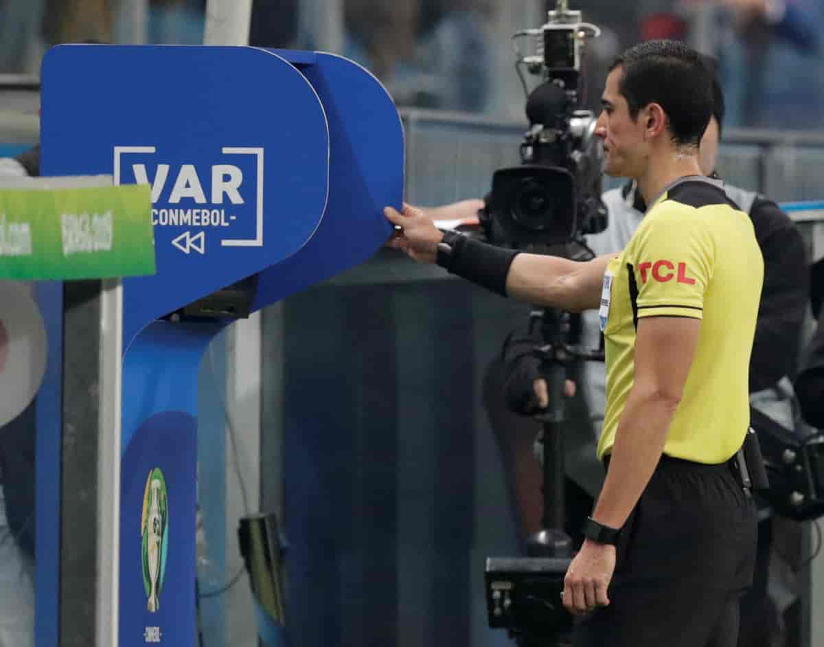 VAR