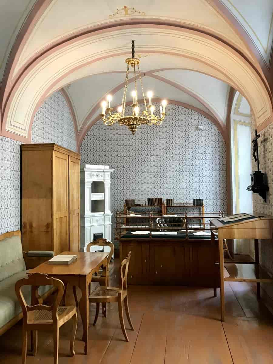 Grillparzers arbeidsrom i Hofkammerarchiv i Wien hvor Grillparzer var direktør. Den verneverdige bygningen huser i dag Østerrikes litteraturmuseum.