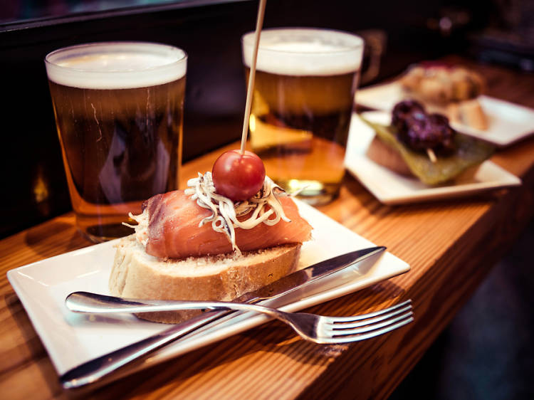 8 bars with free tapas in Madrid