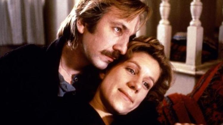 Truly Madly Deeply (1990)