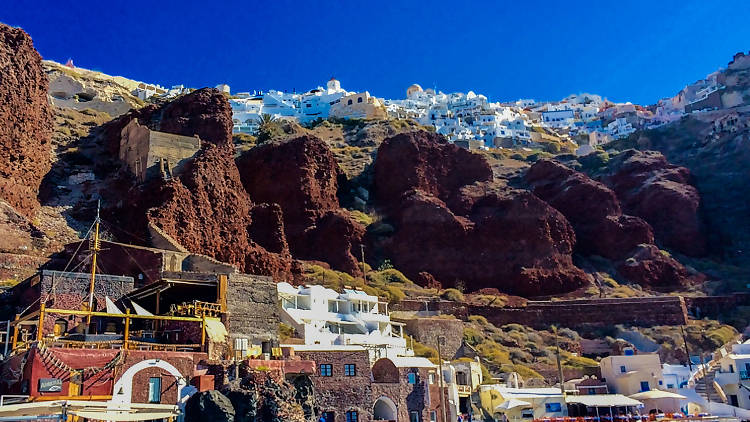 The essential guide to Santorini