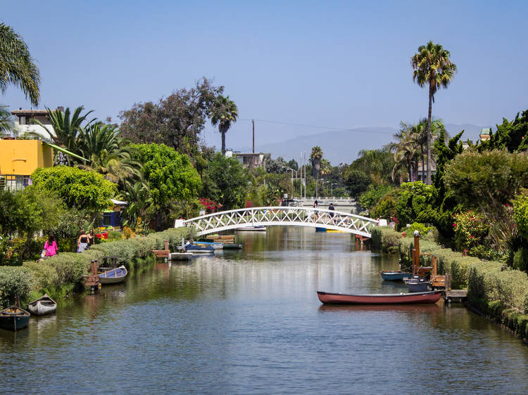 Walk along the Venice Canals