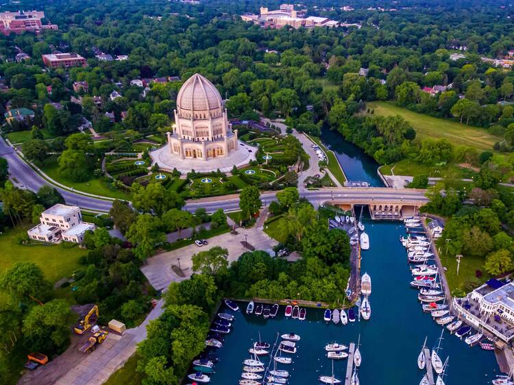 Visit the Bahá'í House of Worship