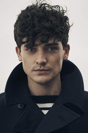 Aneurin Barnard