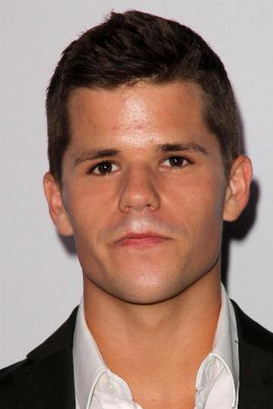 Charlie Carver