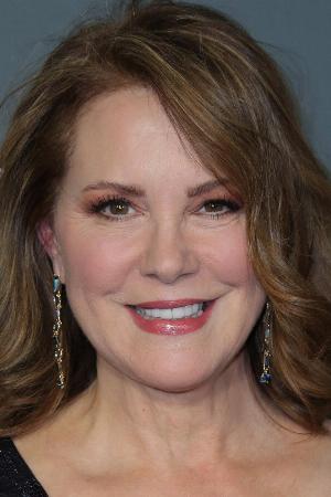 Elizabeth Perkins