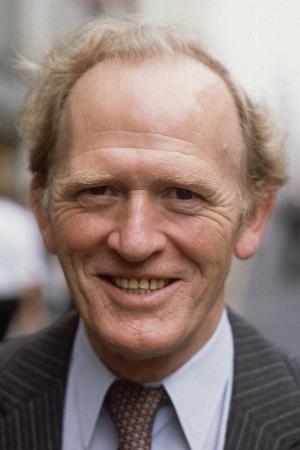 Gordon Jackson