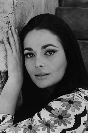 Karin Dor