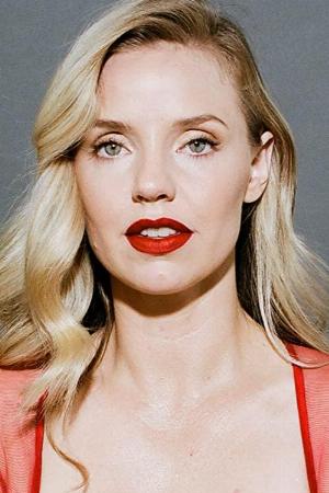 Kelli Garner