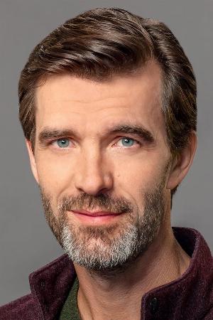 Lucas Bryant