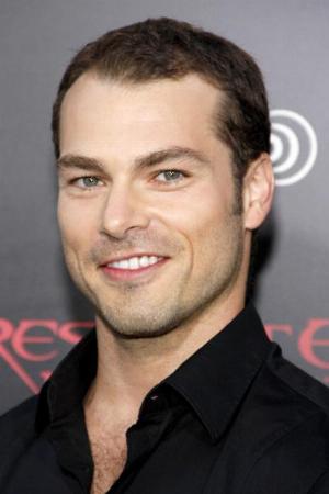 Shawn Roberts