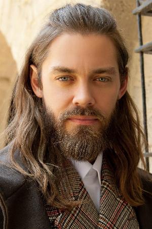 Tom Payne