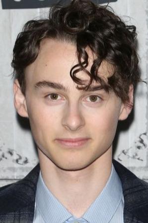 Wyatt Oleff