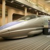 人型重機が京都鉄道博物館に登場!! 500系新幹線との並びも　1月18-28日 画像