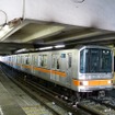 東京メトロ銀座線の01系。1000系の導入に伴い2016年度までに全車が銀座線から引退する予定で、一部の車両は熊本電鉄に移ることになる。