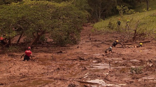 Documentário Heróis da Lama mostra o trabalho dos bombeiros em Brumadinho - Programa: GloboNews Documentário 