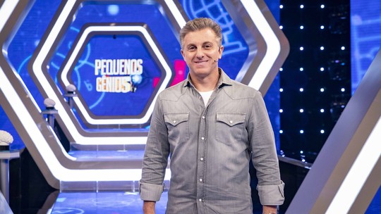 'Domingão': Luciano Huck comanda a grande final do 'Pequenos Gênios'