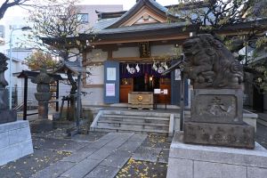 宮司の娘だけど「クリスマスもお祝い」　気力で乗り切る神社の年越し