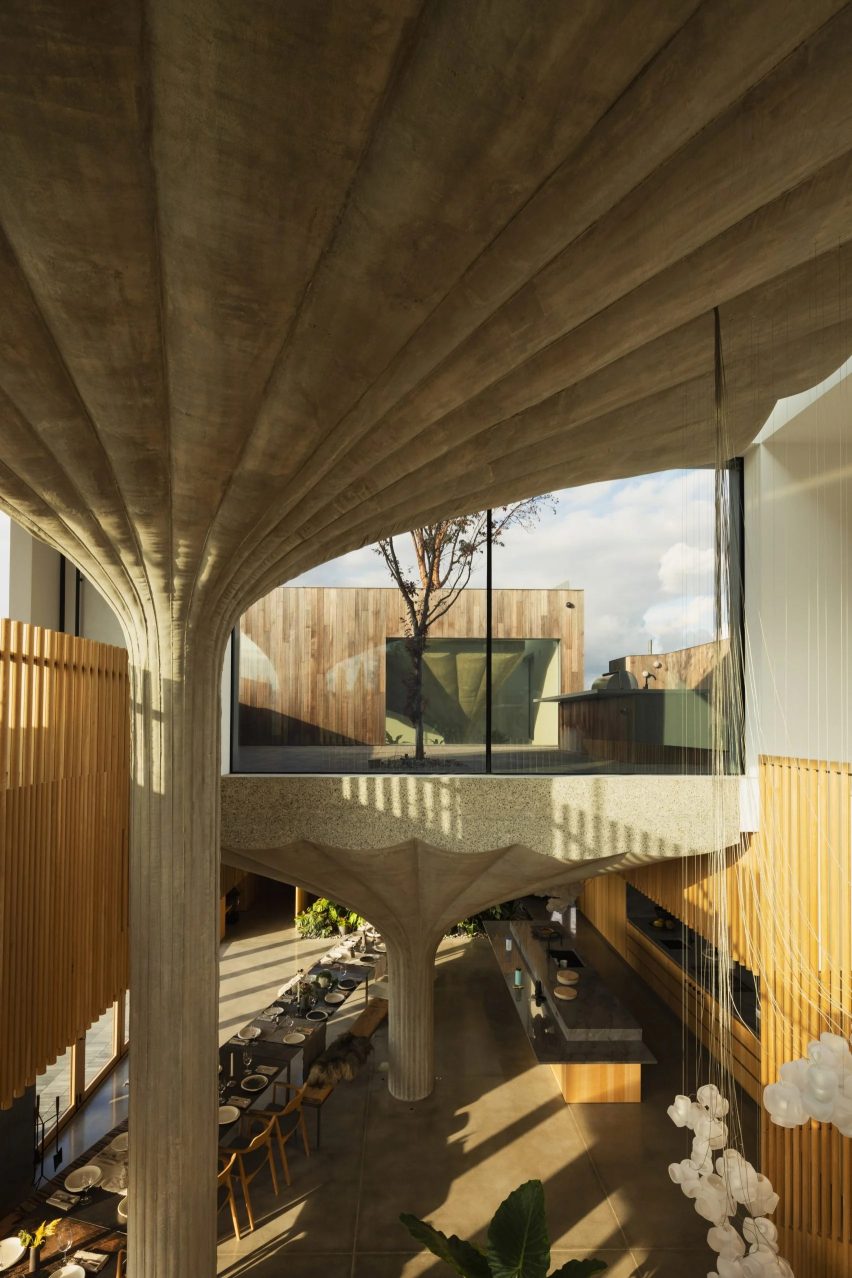 Canadian house with concrete pillars by Omer Arbel