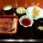 Aji no Miyagawa Kichijoji Ten - うな重　てんぷらつき　定食　（2,600円）