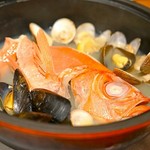 魚とワインはなたれThe Fishand Oysters - 