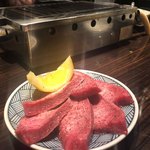 Sukoshi Zeitakuna Umai Yakiniku Yusui Hachimanyamaten - 