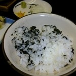 割烹旅館 二葉 - 海苔をまぶしたご飯