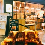 MR.waffle Odakyu Marushe Shin Yurigaoka Ten - 焼りんごワッフル190円