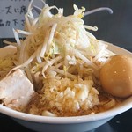 踊ろうサンダーバード - 醤油Ⅰ型並盛ニンニク指定750円+豚マシ250円+味玉子100円=1100円(^^)