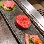 Yakiniku Ushigoro Ginza Namikidori Ten - 