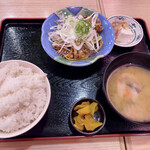 Mekiki no Ginji Kamioka Ten - 日替り定食(牛肉のピリ辛スタミナ定食)(ライス大盛)