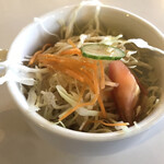 軽食 喫茶 リバー - サラダもついてます