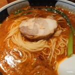 Shina Men Hashigo Ginza Yonchome Ten - だんだん麺♪ (麺硬＋ﾁｮｲ辛) 800円